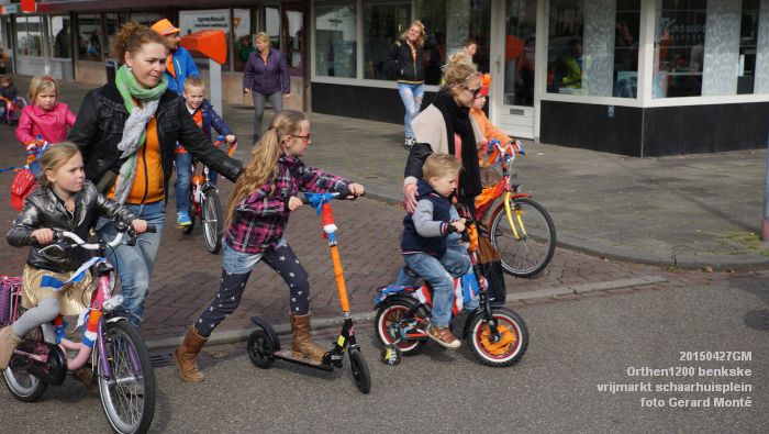 DSC03508- Orthen 1200 benkske vrijmarkt schaarhuisplein - 27apr2015 - foto GerardMontE web
