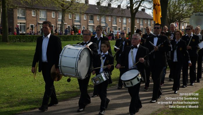 DSC03519- Orthen 1200 benkske vrijmarkt schaarhuisplein - 27apr2015 - foto GerardMontE web