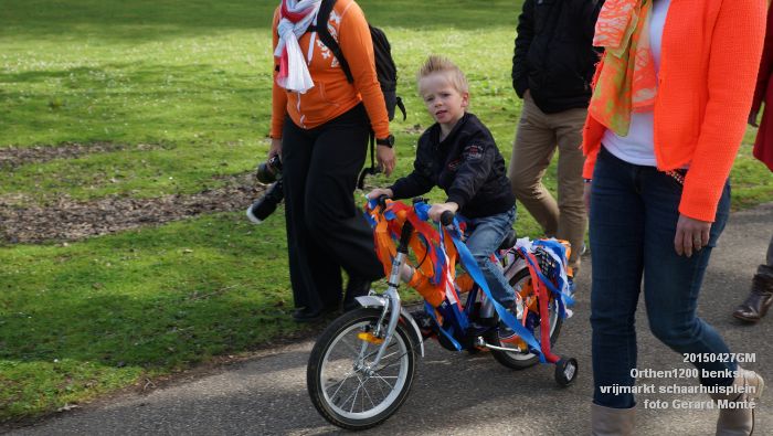 DSC03535- Orthen 1200 benkske vrijmarkt schaarhuisplein - 27apr2015 - foto GerardMontE web