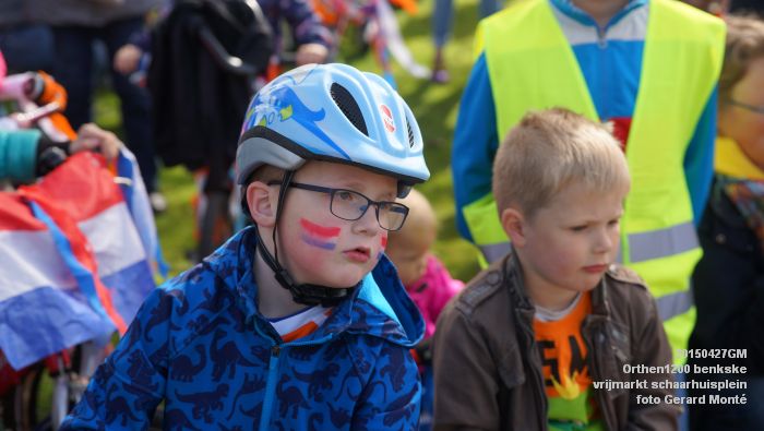 DSC03556- Orthen 1200 benkske vrijmarkt schaarhuisplein - 27apr2015 - foto GerardMontE web