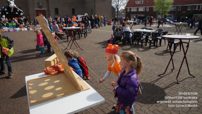 DSC03601- Orthen 1200 benkske vrijmarkt schaarhuisplein - 27apr2015 - foto GerardMontE web