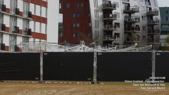 DSC03659a-DSC03694- Shine - Paleiskwartier - opbouw installatie Tape van Numen-For Use - 27apr2015 - foto GerardMontE web