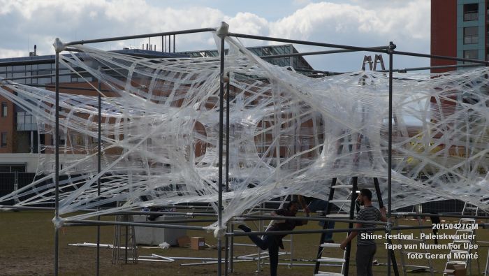 DSC03663- Shine - Paleiskwartier - opbouw installatie Tape van Numen-For Use - 27apr2015 - foto GerardMontE web