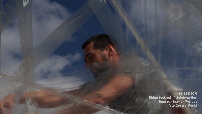 DSC03676- Shine - Paleiskwartier - opbouw installatie Tape van Numen-For Use - 27apr2015 - foto GerardMontE web