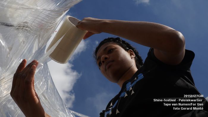 DSC03683- Shine - Paleiskwartier - opbouw installatie Tape van Numen-For Use - 27apr2015 - foto GerardMontE web