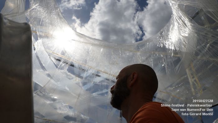 DSC03689- Shine - Paleiskwartier - opbouw installatie Tape van Numen-For Use - 27apr2015 - foto GerardMontE web