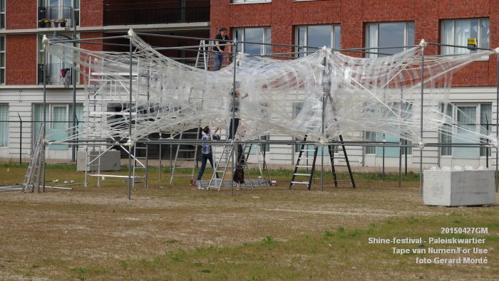 DSC03693- Shine - Paleiskwartier - opbouw installatie Tape van Numen-For Use - 27apr2015 - foto GerardMontE web