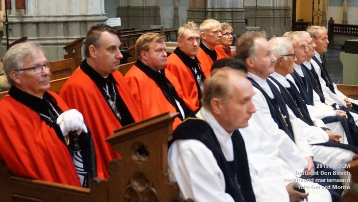 DSC04693- bidtocht Den Bosch  meimaand mariamaand - 3mei2015 -  foto GerardMontE web