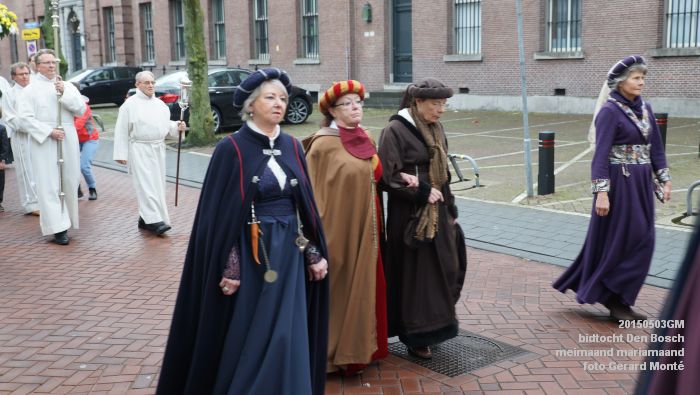 DSC04805- bidtocht Den Bosch  meimaand mariamaand - 3mei2015 -  foto GerardMontE web