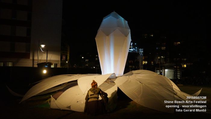DSC05447- shine opening in paleiskwartier - 7 mei 2014 - foto GerardMontE web