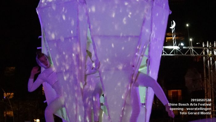 DSC05479- shine opening in paleiskwartier - 7 mei 2014 - foto GerardMontE web