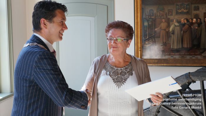 DSC06849- postume overhandiging toegekend Nieuw Guinea-herinneringskruis  - 2mei2015 -  foto GerardMontE web