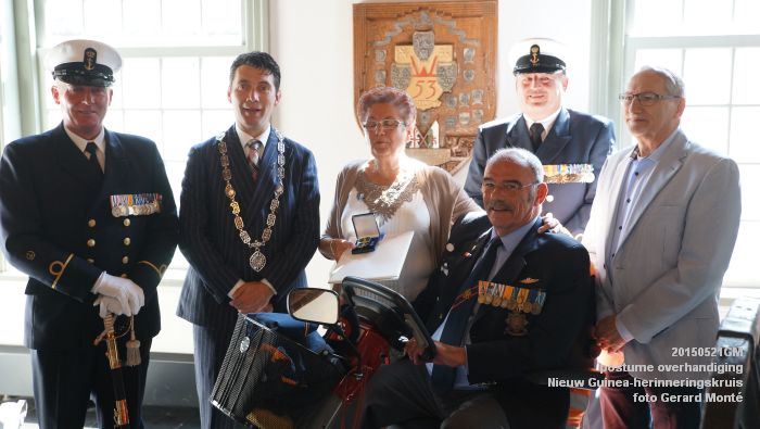 eDSC06869- postume overhandiging toegekend Nieuw Guinea-herinneringskruis  - 2mei2015 -  foto GerardMontE web