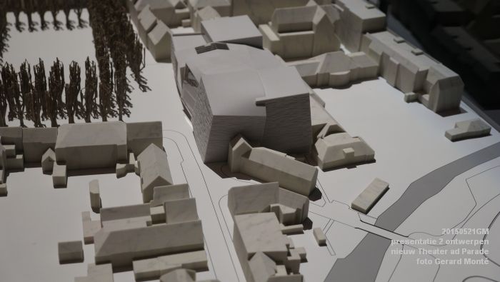 DSC07411- Presentatie 2 ontwerpen nieuw Theater aan de Parade - 21mei2015 -  foto GerardMontE web