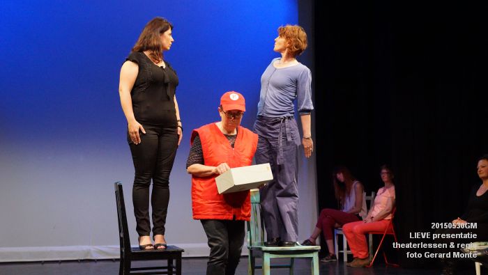 DSC09547- LIEVE presentatie theaterlessen en regie - muzerije - 30mei2015 -  foto GerardMontE web