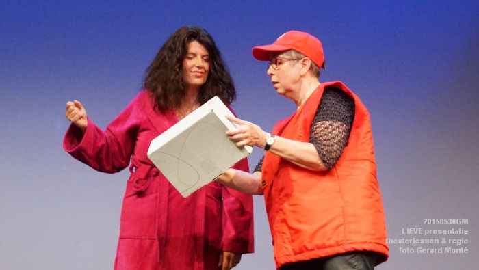 DSC09562- LIEVE presentatie theaterlessen en regie - muzerije - 30mei2015 -  foto GerardMontE web