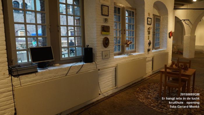 DSC00770- stok kruithuis opening Er hangt iets in de lucht - 5juni2015 - foto GerardMontE web