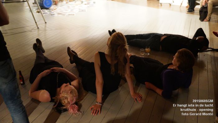 DSC00950- stok kruithuis opening Er hangt iets in de lucht - 5juni2015 - foto GerardMontE web