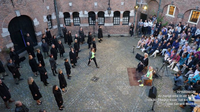 DSC01177- stok kruithuis - Er hangt iets in de lucht = Elke=  - 6juni2015 - foto GerardMontE web