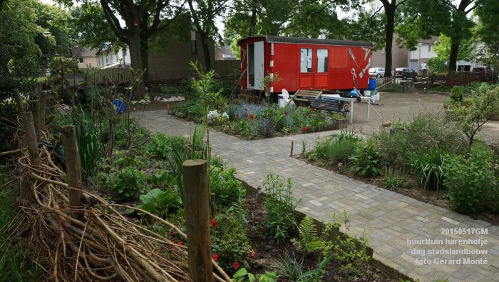 aDSC06266- buurttuin harenhofje dag stadslandbouw - 17mei2015 - foto GerardMontE