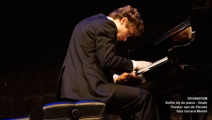 DSC01315- Koffie bij de piano - Lions club Theater aan de Parade - 7juni2015 - foto GerardMontE web