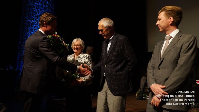DSC01434- Koffie bij de piano - Lions club Theater aan de Parade - 7juni2015 - foto GerardMontE web