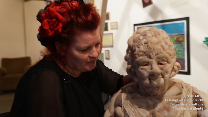 eDSC00030- Er hangt iets in de lucht BelgiE-dag -  kruithuis - 14juni2015 - foto GerardMontE web