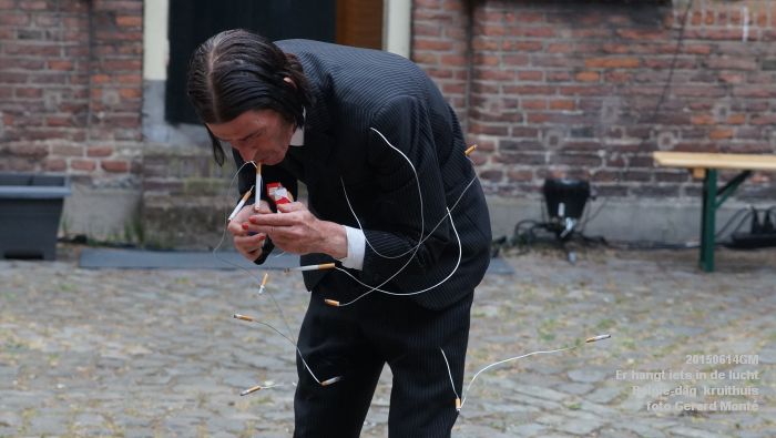 eDSC00060- Er hangt iets in de lucht BelgiE-dag -  kruithuis - 14juni2015 - foto GerardMontE web