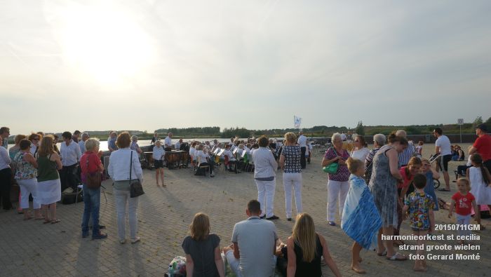 DSC07796- harmonieorkest st cecilia - strand groote wielen - 11juli2015 - foto GerardMontE web DSC07796- harmonieorkest st cecilia - strand groote wielen - 11juli2015 - foto GerardMontE web