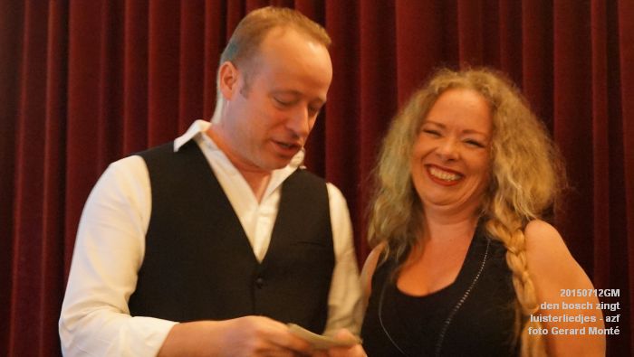 DSC07956- den bosch zingt luisterliedjes - podiem azijnfabriek - 12juli2015 - foto GerardMontE web