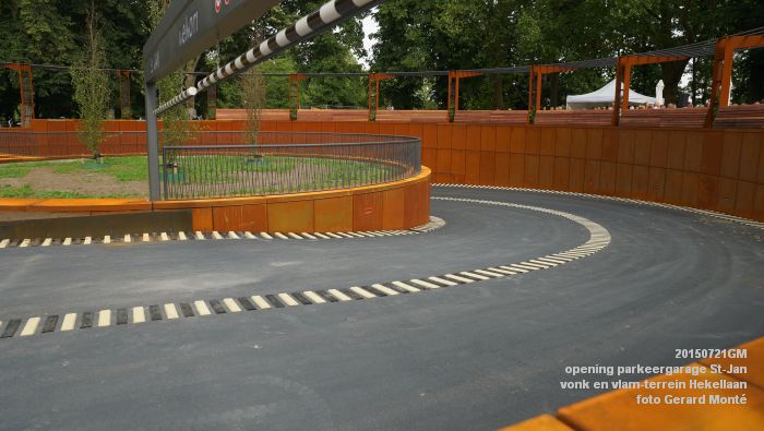 DSC09542- opening parkeergarage St-Jan vonk en vlam-terrein Hekellaan - 21juli2015 - foto GerardMontE web