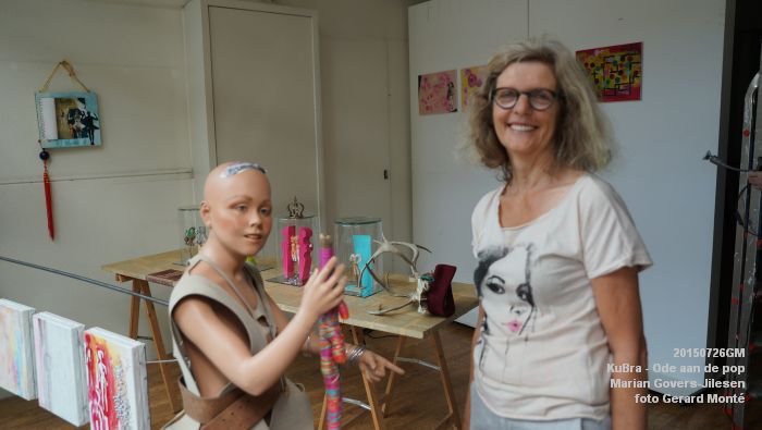 DSC09816- Galerie KuBra - etalage HHstraat - Marian Govers-Jilesen - 26juli2015 - foto GerardMontE web