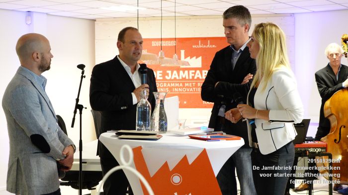 DSC01524- opening De Jamfabriek Helftheuvelweg flexwerkplekken starters - 29sep2015 - foto GerardMontE web