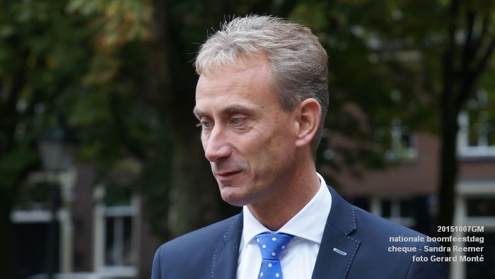 DSC04332- nationale snipperdag - Sandra Reemer - boomfeestdag 2016 - Parade - 7okt2015 - foto GerardMontE web