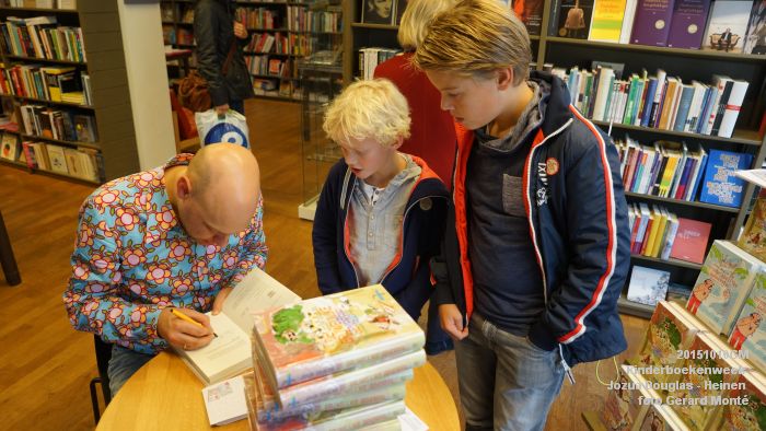 DSC04996- boekhandel Heinen kinderboekenweek Jozua Douglas - 10okt2015 - foto GerardMontE web