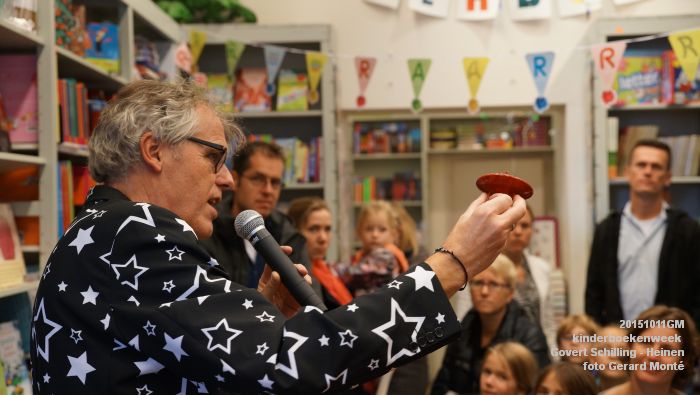 DSC05219- boekhandel Heinen kinderboekenweek Govert Schilling - 11okt2015 - foto GerardMontE web