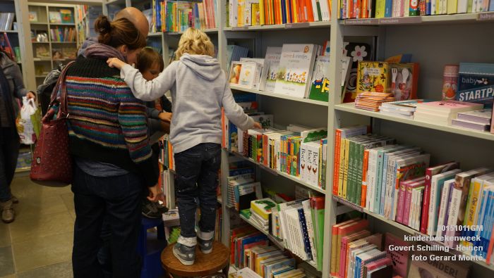 DSC05277- boekhandel Heinen kinderboekenweek Govert Schilling - 11okt2015 - foto GerardMontE web