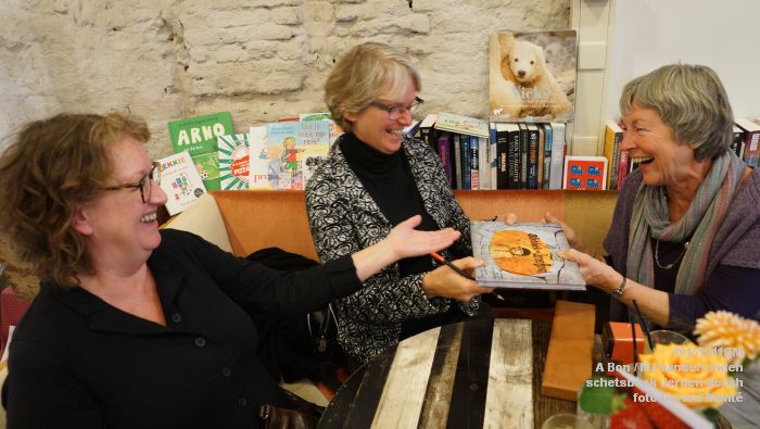 DSC05278-DSC05252- boekhandel Heinen A Bon en MJ van der Linden  - 11okt2015 - foto GerardMontE web