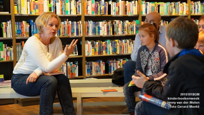 DSC06463- kinderboekenweek - Janny van der Molen - 18okt2015 - foto GerardMontE web