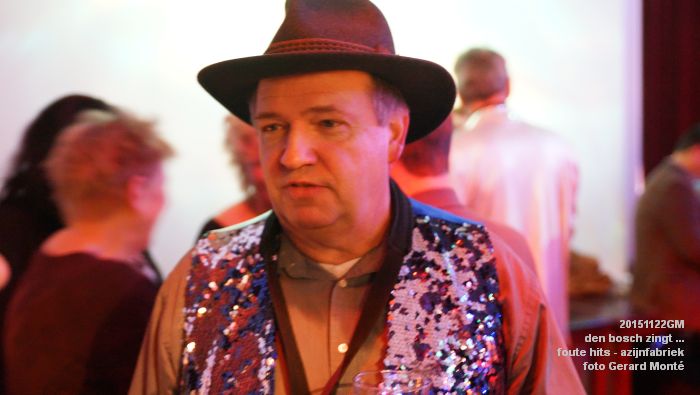 DSC03840- den bosch zingt foute hits 2 azijnfabriek - 22nov2015 - foto GerardMontE web