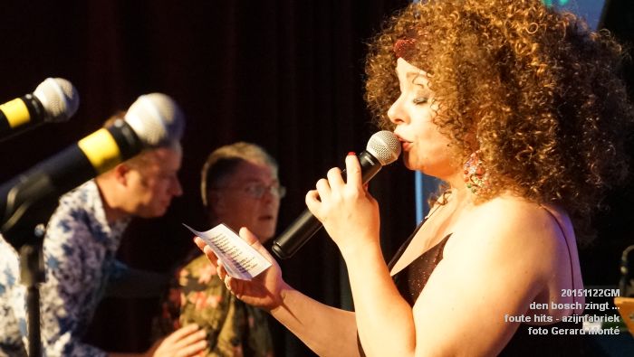 DSC03898- den bosch zingt foute hits 2 azijnfabriek - 22nov2015 - foto GerardMontE web