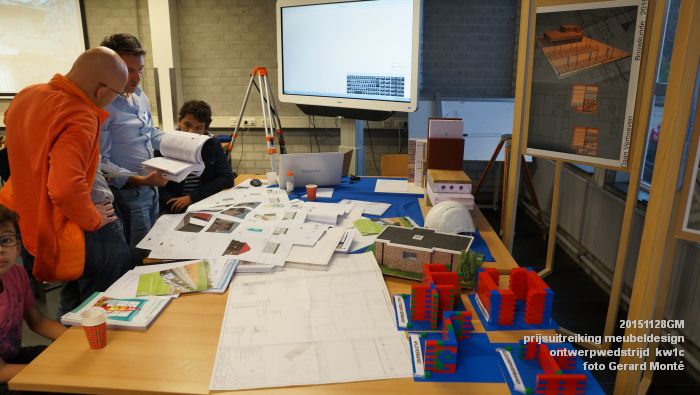 DSC04851- Prijsuitreiking ontwerpwedstrijd meubeldesign kw1c  - 28nov2015 - foto GerardMontE web