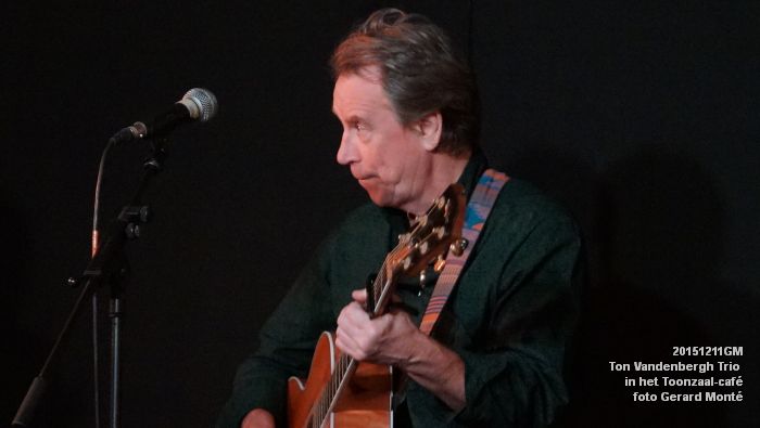 DSC06720- Ton Vandenbergh Trio in de Toonzaal - 10dec2015 - foto GerardMontE web