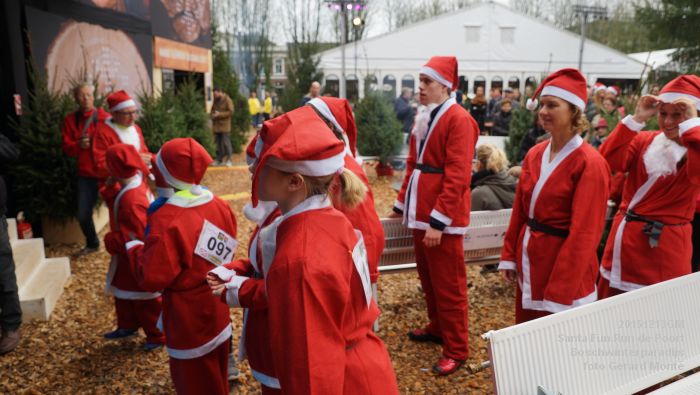 DSC07049- Santa Fun Run JC-dePoort - Boschwinterparadijs - 13dec2015 - foto GerardMontE web