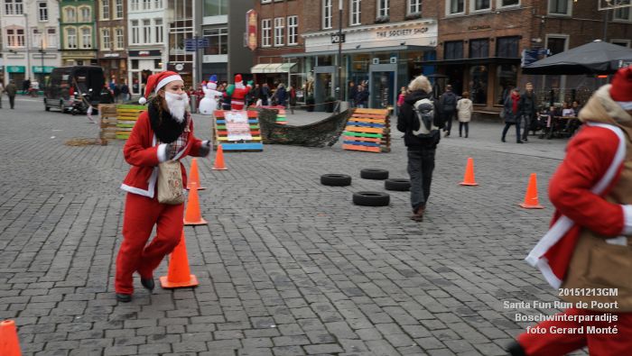 DSC07093- Santa Fun Run JC-dePoort - Boschwinterparadijs - 13dec2015 - foto GerardMontE web