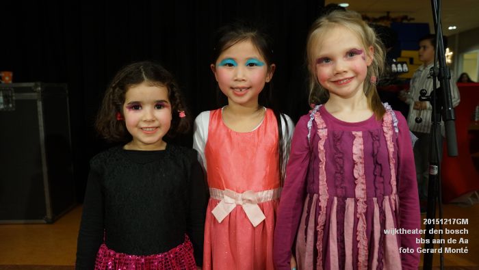 DSC08309-DSC08371- wijktheater den bosch bbs aan de Aa - 17dec2015 - foto GerardMontE web