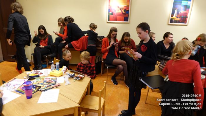 DSC05296- Kerstconcert Puer natus - Stadspijpers - Capella Ducis - Fermaatjes - Grote Kerk - 20dec2015 - foto GerardMontE web