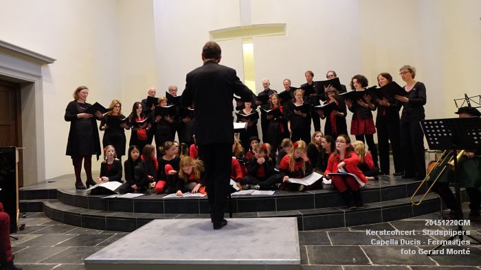 DSC05376- Kerstconcert Puer natus - Stadspijpers - Capella Ducis - Fermaatjes - Grote Kerk - 20dec2015 - foto GerardMontE web