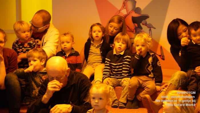 DSC01929- bieb - de nationale voorleesdagen We hebben er een geitje bij - 27jan2016 - foto GerardMontE web DSC01929- bieb - de nationale voorleesdagen We hebben er een geitje bij - 27jan2016 - foto GerardMontE web