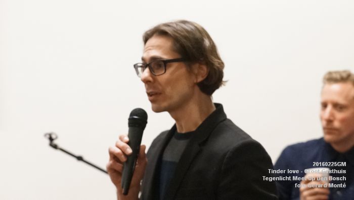 DSC07355- Tinder love - Tegenlicht Meet Up Den Bosch Groot Gasthuis - 25feb2016 - foto GerardMontE web DSC07355- Tinder love - Tegenlicht Meet Up Den Bosch Groot Gasthuis - 25feb2016 - foto GerardMontE web